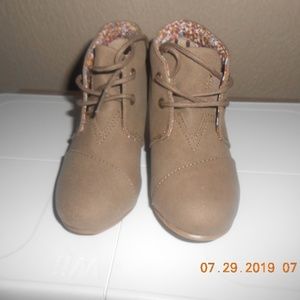GIRLS BOOTIES  - BRAND NEW - NEVERWORN